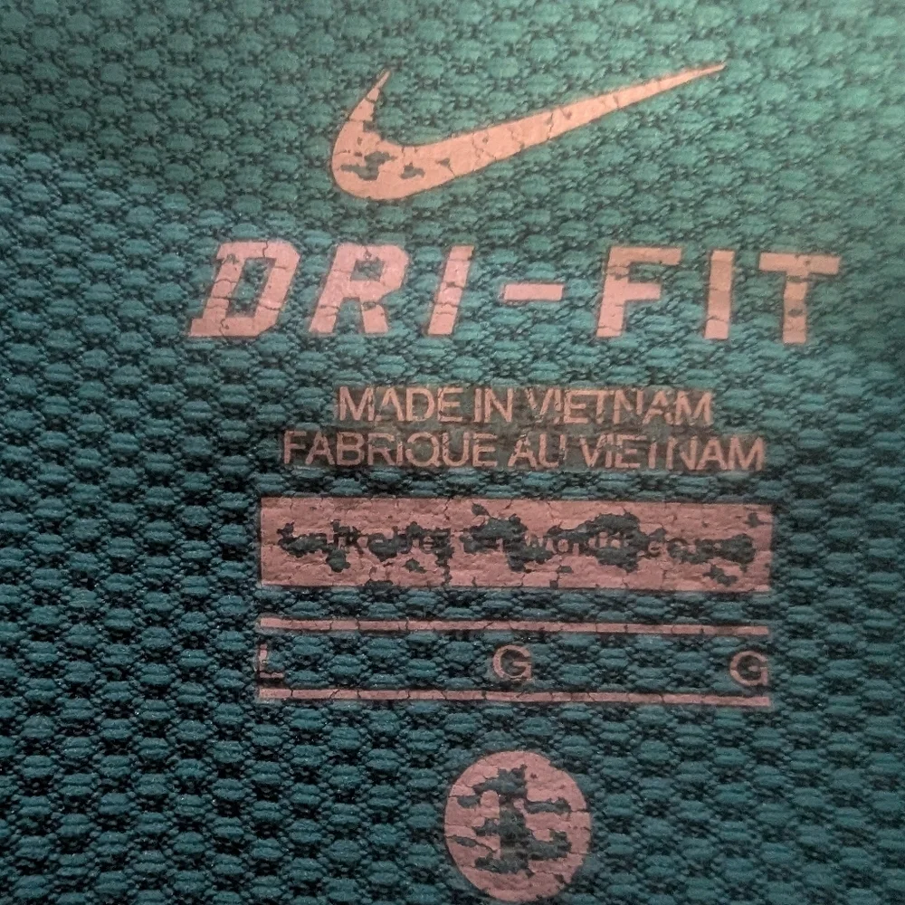 Nike Dri Fit Mens Size Large teal Blue T-Shirt Short Sleeve Moisture Wick Swoosh